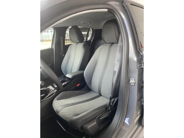 Peugeot 208 1.2 PureTech 100 Allure |Keyless!|CarPlay!|Navigatie!|