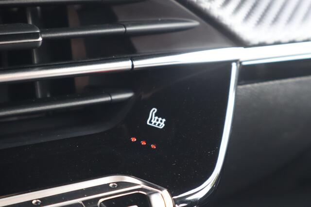 Peugeot 208 1.2 PureTech Allure Pack 3D-Display I Carplay I Camera