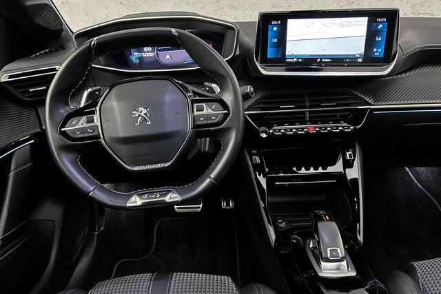 Peugeot 208 1.2 PureTech GT Pack Automaat | Panoramadak | Adaptief cruise control | Half leder | LED