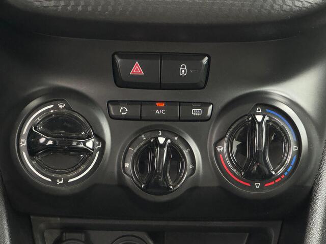 Peugeot 208 1.2 PureTech Signature AIRCO | CARPLAY |NAVI