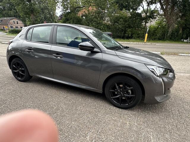 Peugeot 208 1.2 PT Active Pack