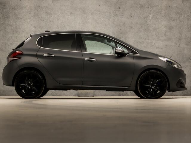 Peugeot 208 1.2 PureTech Sport (PANORAMADAK, APPLE CARPLAY, GROOT NAVI, CAMERA, CLIMATE, SPORTSTOELEN, GETINT GLAS, CRUISE, NIEUWSTAAT)