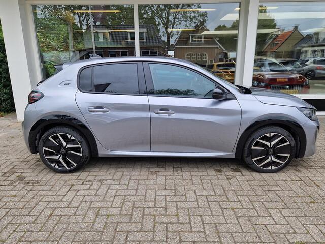 Peugeot 208 Hybrid 136 e-DCS6 GT | Navigatie | Climate & Cruise Control | Achteruitrijd Camera | ApplecarPlay/Android Auto |