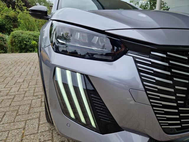 Peugeot 208 Hybrid 136 e-DCS6 GT | Navigatie | Climate & Cruise Control | Achteruitrijd Camera | ApplecarPlay/Android Auto |