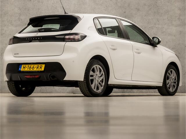 Peugeot 208 1.2 PureTech Sport (APPLE CARPLAY, GROOT NAVI, 360 CAMERA, LM VELGEN, SPORTSTOELEN, CRUISE, PARKEERSENSOREN, NIEUWSTAAT)