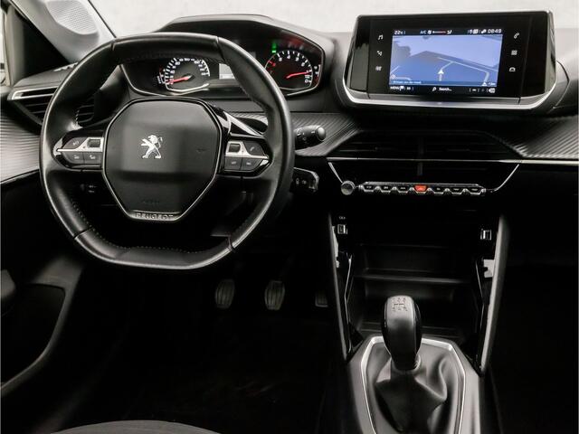 Peugeot 208 1.2 PureTech Sport (APPLE CARPLAY, GROOT NAVI, 360 CAMERA, LM VELGEN, SPORTSTOELEN, CRUISE, PARKEERSENSOREN, NIEUWSTAAT)