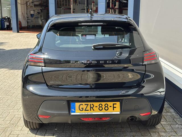 Peugeot 208 1.2 Style | Ruim ¤ 4.000 DEMO Voordeel | Navigatie | Private Lease Vanaf ¤ 359 P/M ! | LED Verlichting | Cruise Control | Airco | Parkeersensoren | Draadloos Apple Carplay & Android Auto | Leren Stuurwiel |