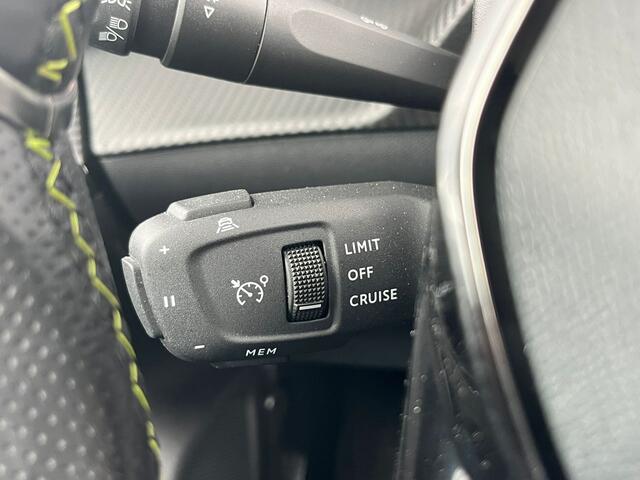 Peugeot 208 1.2 PureTech GT | Camera | Navigatie | Adaptive Cruise Control | Climate Control |