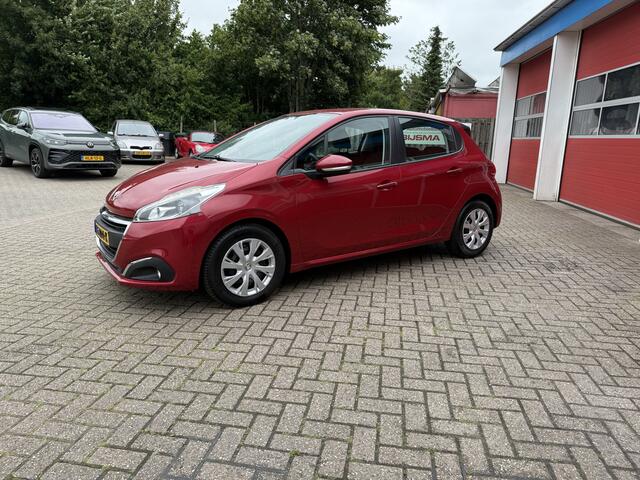 Peugeot 208 1.2 82 PK PureTech | Blue Lion | Airco | Navigatie | 5-drs |