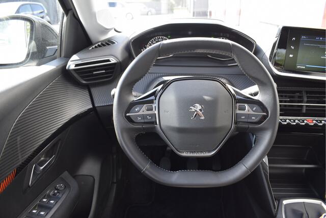 Peugeot 208 1.2 PureTech Active Pack Trekhaak, Carplay, DAB, PDC, NAP