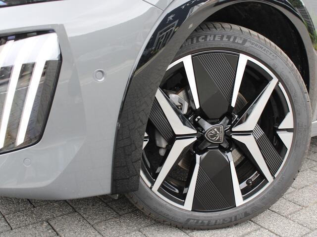 Peugeot 208 GT 1.2 Hybrid 100PK e-DCS6 Automaat Navigatie, Camera Voor & Achter, Panoramadak, Keyless, Apple Carplay, Android Auto