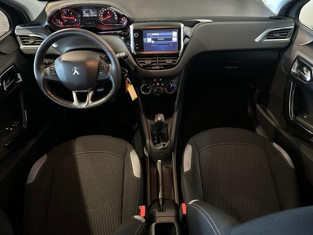 Peugeot 208 1.2 PURETECH STYLE RIJKLAAR l LMV l NAVI l AIRCO l
