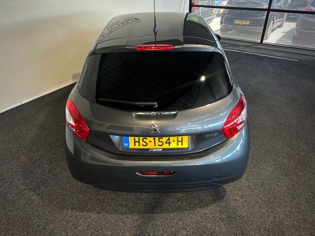 Peugeot 208 1.2 PURETECH STYLE RIJKLAAR l LMV l NAVI l AIRCO l