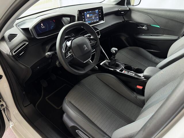 Peugeot 208 1.2 ALLURE VIR.COCKPIT ?100PK ?CARPLAY NAVI LMV LED ?STOELVERW. ?360CAM ADAP.CRUISE KEYLESS 2024