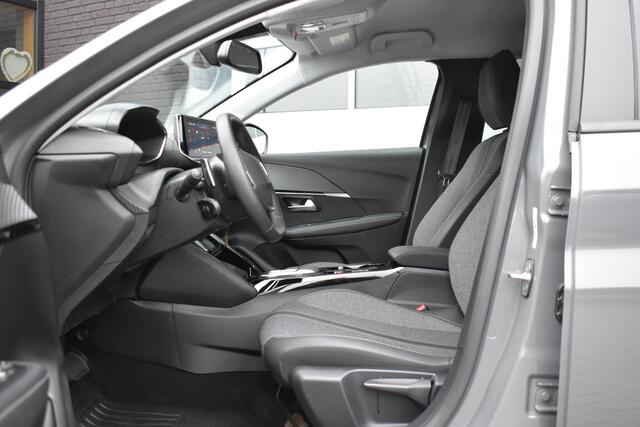 Peugeot 208 Hybrid 100PK e-DCS6 Allure | Navi | PDC | Incl. garantie