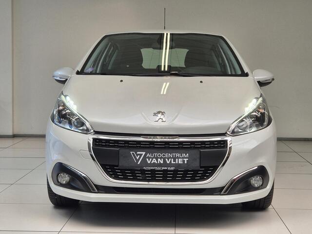 Peugeot 208 1.2 PureTech Signature Navigatie | Parkeersensoren Achter | Airco | Cruise Control | Apple Carplay/Android Auto |