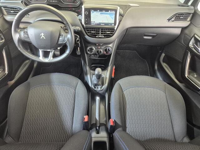 Peugeot 208 1.2 PureTech Signature Navigatie | Parkeersensoren Achter | Airco | Cruise Control | Apple Carplay/Android Auto |