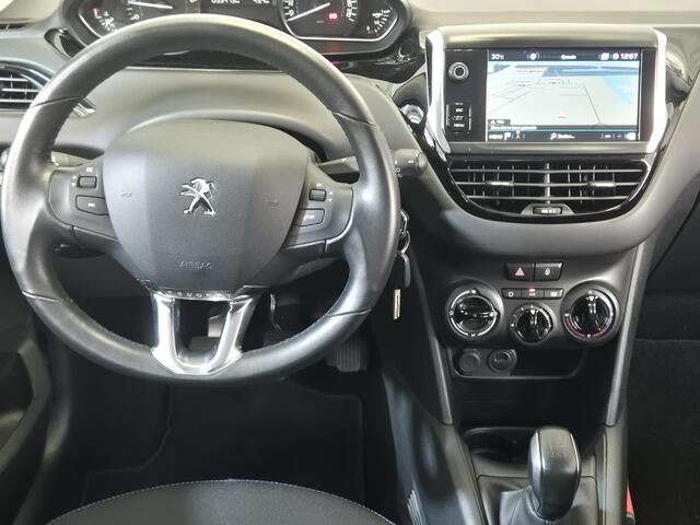 Peugeot 208 1.2 PureTech Signature Navigatie | Parkeersensoren Achter | Airco | Cruise Control | Apple Carplay/Android Auto |