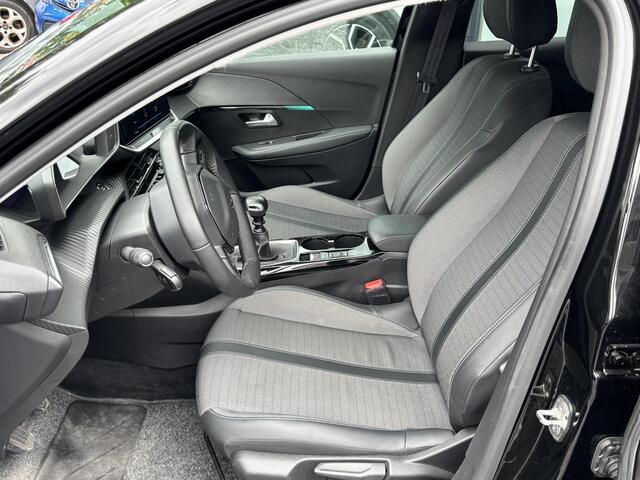 Peugeot 208 1.2 PureTech Allure Pack 100pk | Rijklaar geleverd incl 12 maanden BOVAG garantie! |
