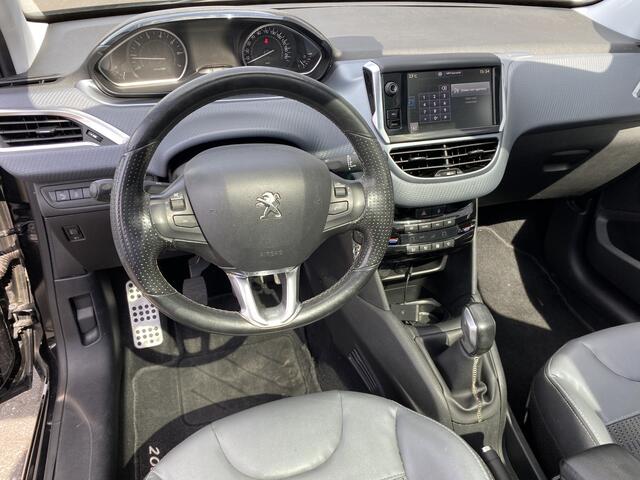 Peugeot 208 1.2 PureTech Allure 152Dkm.NAP, Leer, Clima, CC, Pano, Navi, Bluetooth, PDC, LM, - Inruil Mogelijk -