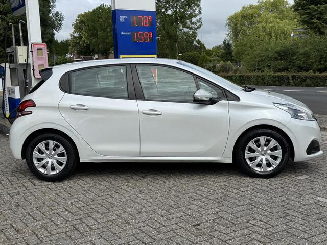 Peugeot 208 1.2 PureTech Blue Lion NAVI | AIRCO | CRUISE | BOVAG !!