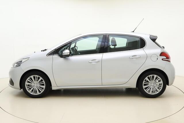 Peugeot 208 1.2 PureTech Blue Lease Executive | Climate Control | Armsteun voor | Parkeerhulp achter | Lichtmetaal 16inch | Navigatie