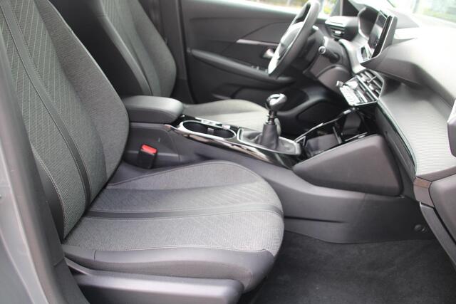 Peugeot 208 1.2 PureTech 100 Allure Airco Carplay Navi Camera V+A