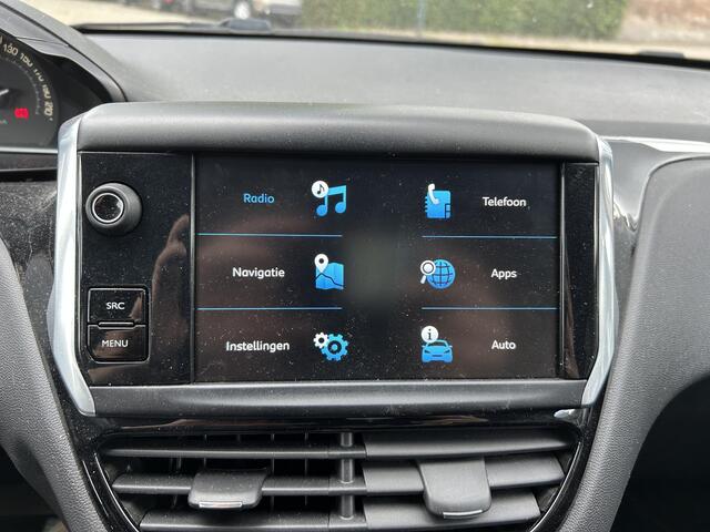 Peugeot 208 1.2 PureTech Signature