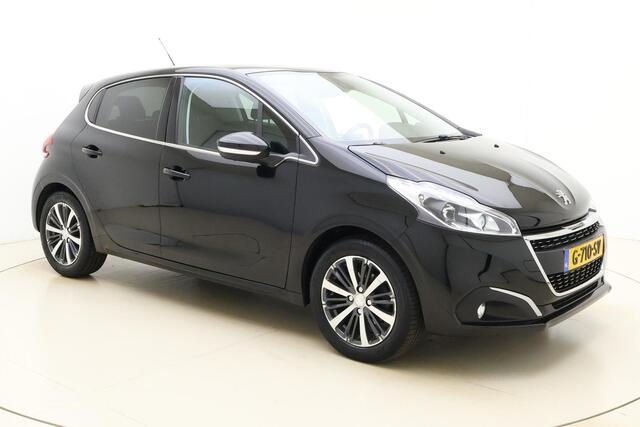 Peugeot 208 1.2 PureTech Allure 82pk | Navigatie | Climate Control | Camera | Lichtmetalen Velgen | DAB Radio | Cruise Control