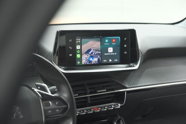 Peugeot 208 PureTech 100 EAT8 Active | Trekhaak | Parkeersensoren | Navigatie | Apple Carplay