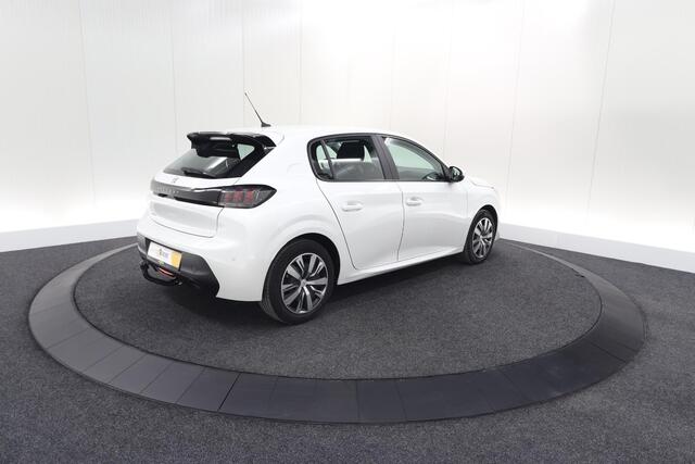 Peugeot 208 PureTech 100 EAT8 Active | Trekhaak | Parkeersensoren | Navigatie | Apple Carplay