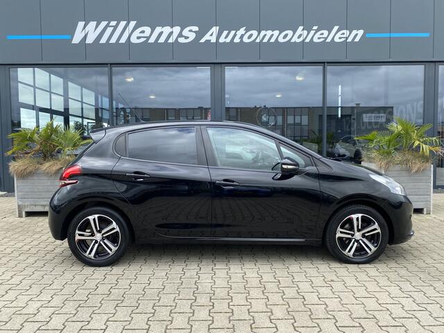 Peugeot 208 1.2 PureTech Blue Lion Navigatie , App Connect , 16 Inc