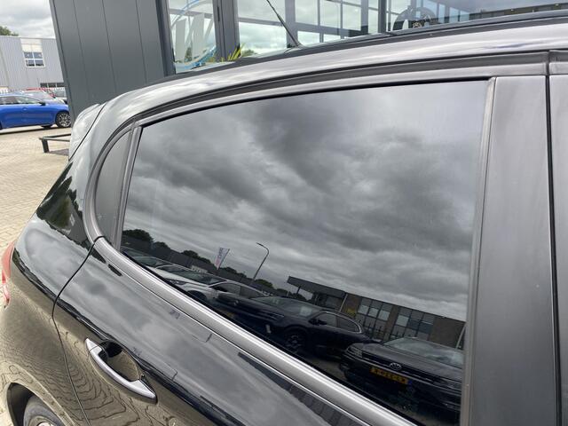 Peugeot 208 1.2 PureTech Blue Lion Navigatie , App Connect , 16 Inc