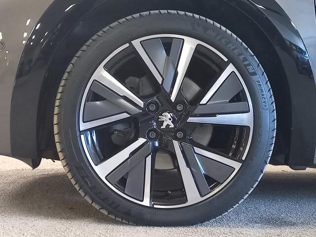 Peugeot 208 1.2 PureTech GT Pack | Stationwagen | Benzine | Automaat | Stoelverwarming | Adaptive cruise control