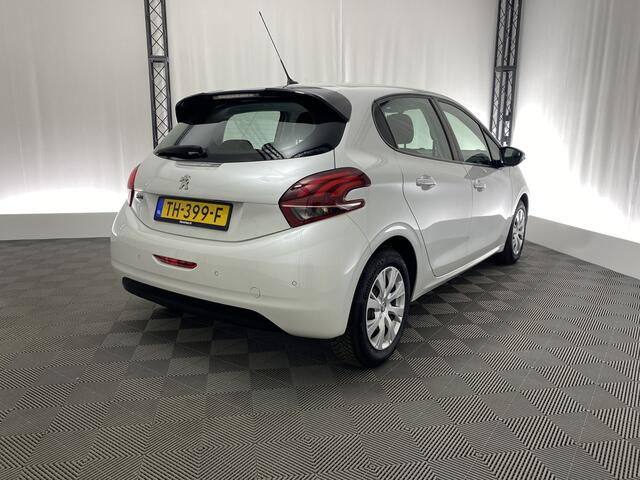 Peugeot 208 5-deurs 1.2 PureTech Blue Lion | Apple carplay | Navigatie | Parkeersensoren | Cruise