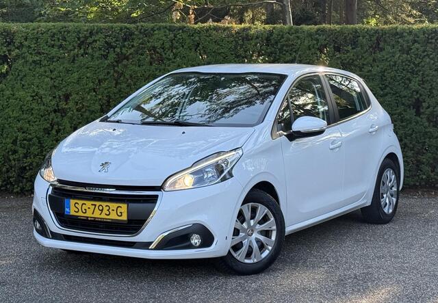 Peugeot 208 1.2 PureTech Blue Lion CarPlay NAVI 5-Deurs Trekh
