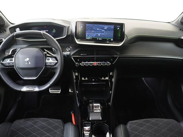 Peugeot 208 1.2 PureTech 100PK GT Pack Automaat | Stoelverwarming | Adaptive Cruise | Keyless Entry |