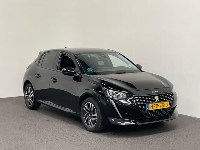 Peugeot 208 1.2 PureTech 100pk Automaat Allure Pack Peugeot 208 1.2 PureTech 100pk Aut. Allure Pack Navigatie Apple Carplay/Android Auto Camera Parkeersensor achter Cruise Control Virtual Cockpit Climate Control Getinte ramen