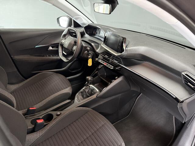 Peugeot 208 1.2 PureTech Allure | Navi | Carplay
