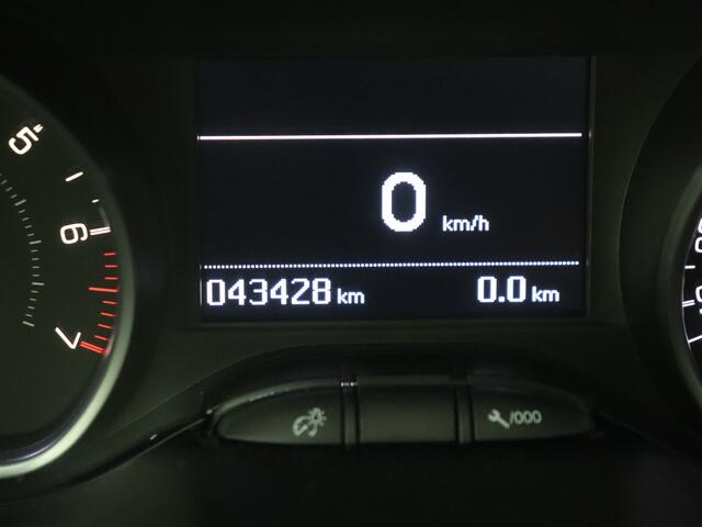 Peugeot 208 1.2 110PK GT-line | Navigatie | Apple Carplay | Parkeerhulp | 17" licht metalen velgen