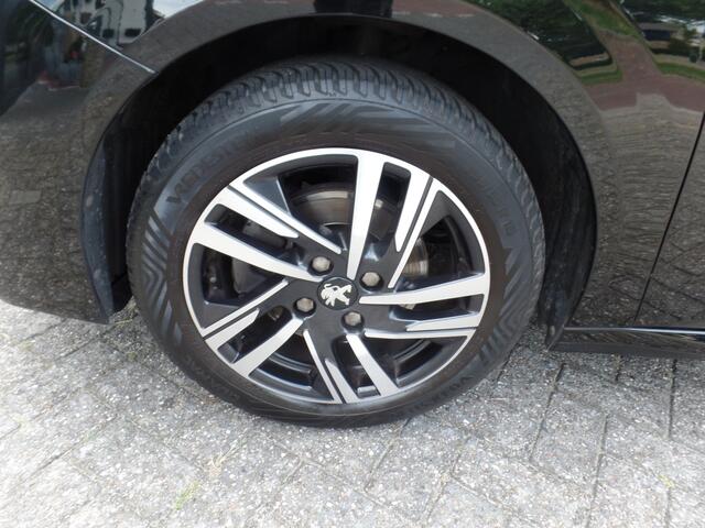 Peugeot 208 1.2 PureTech Allure