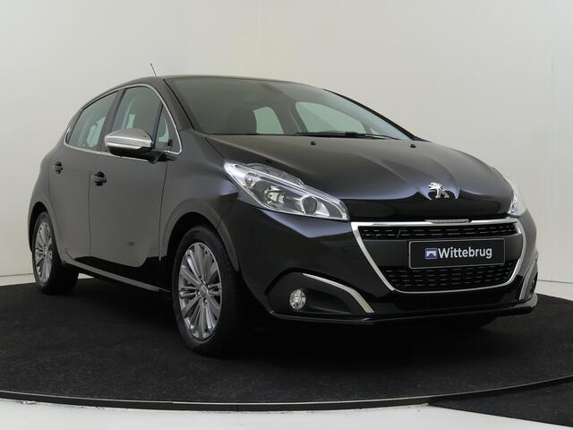Peugeot 208 1.2 PureTech Blue Lease Allure | Benzine | Handgeschakeld | Connected services | Cruise control |