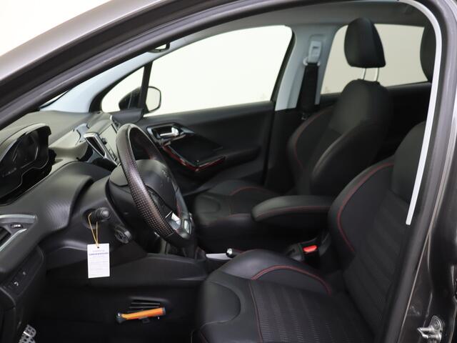 Peugeot 208 1.2 PureTech GT-line | Navigatie | Apple Carplay | Camera | Climate Control |