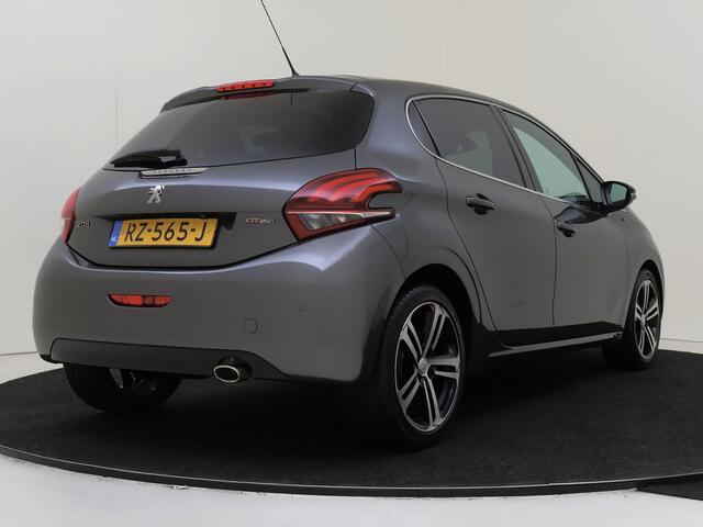 Peugeot 208 1.2 PureTech GT-line | Navigatie | Apple Carplay | Camera | Climate Control |