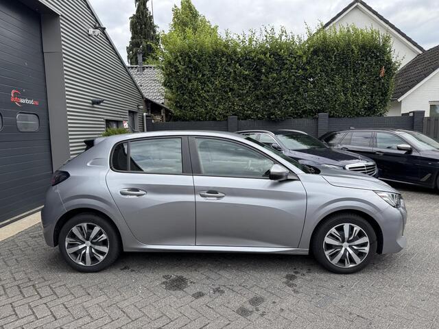 Peugeot 208 1.2 PureTech Blue Lease Active | Navigatie | Climate Control | Trekhaak | Cruise Control |