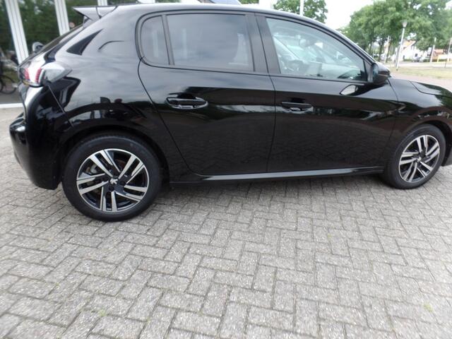 Peugeot 208 1.2 PT Allure Pack