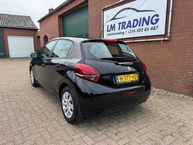 Peugeot 208 1.2 PureTech Blue Lease Executive STOELVERWARMING PDC CRUISE AIRCO NIEUWE APK! RIJKLAARPRIJS! 2 SLEUTELS + BOEKJES
