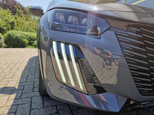 Peugeot 208 1.2T 100pk GT | Navigatie | Climate & Cruise Control | LMV | AppleCarplay/Android Auto | Achteruitrijd Camera |