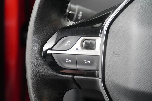 Peugeot 208 BWJ 2019 1.2 101 PK Blue Lease Allure NAVI / CLIMA / CRUISE / DAB+ / APPLE & ANDROID / CAMERA / PDC / LMV / LICHT & REGEN SENSOR /