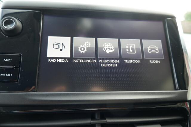 Peugeot 208 1.2 PURETECH ALLURE CLIMA/APPLE CARPLAY-ANDROID AUTO